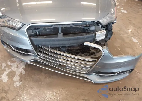 2015 Audi S3 2.0T Premium Plus z USA, uszkodzony, nr VIN WAUFFGFF7F1054103